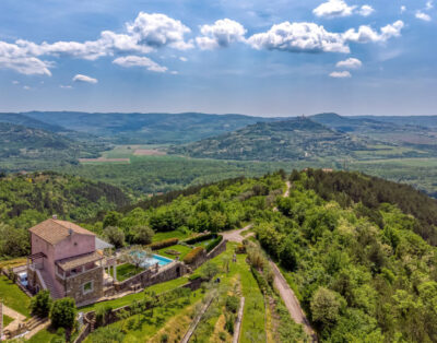 House Villa Over the Hilltop