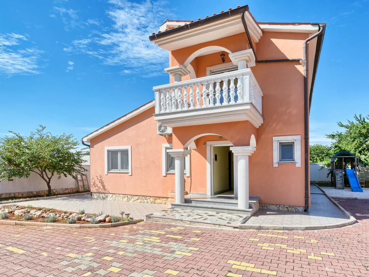 House VIlla Eldina