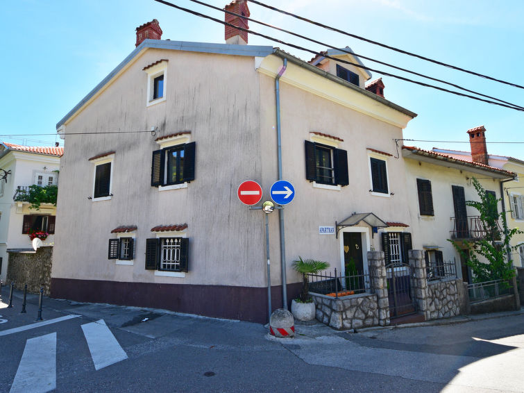 Apartment Lovrano