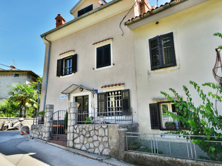 Apartment Lovrano