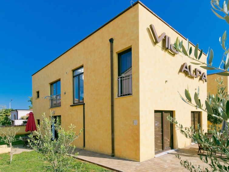 Apartment Villa Alpa