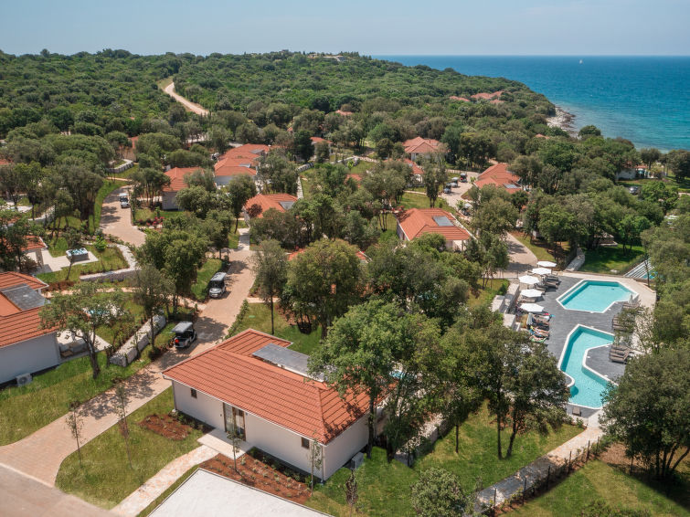 House Luxury Bay Villa with private hot tub