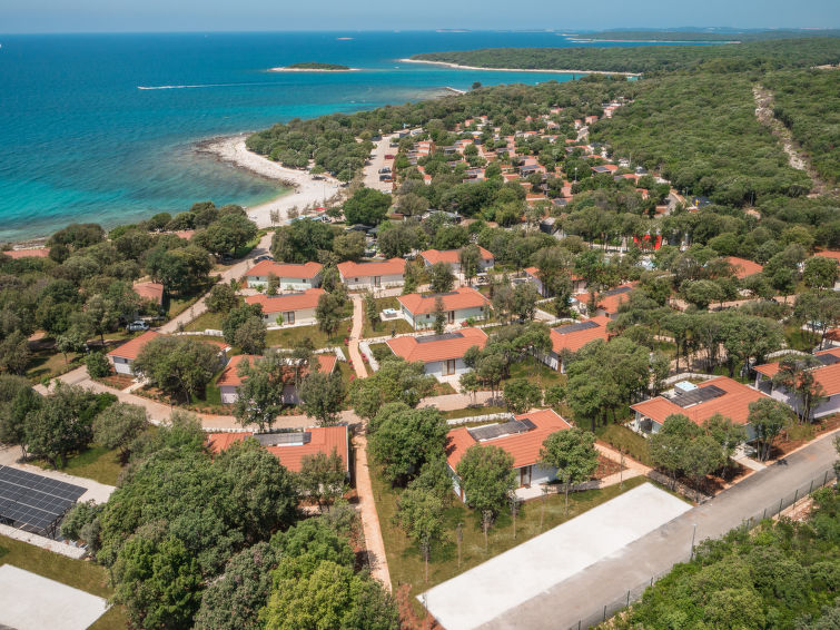 House Luxury Bay Villa with private hot tub