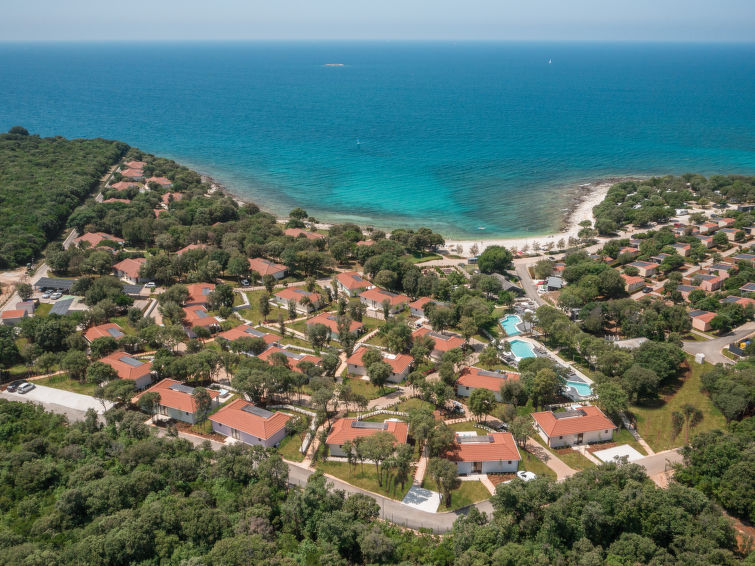 House Luxury Bay Villa with private hot tub