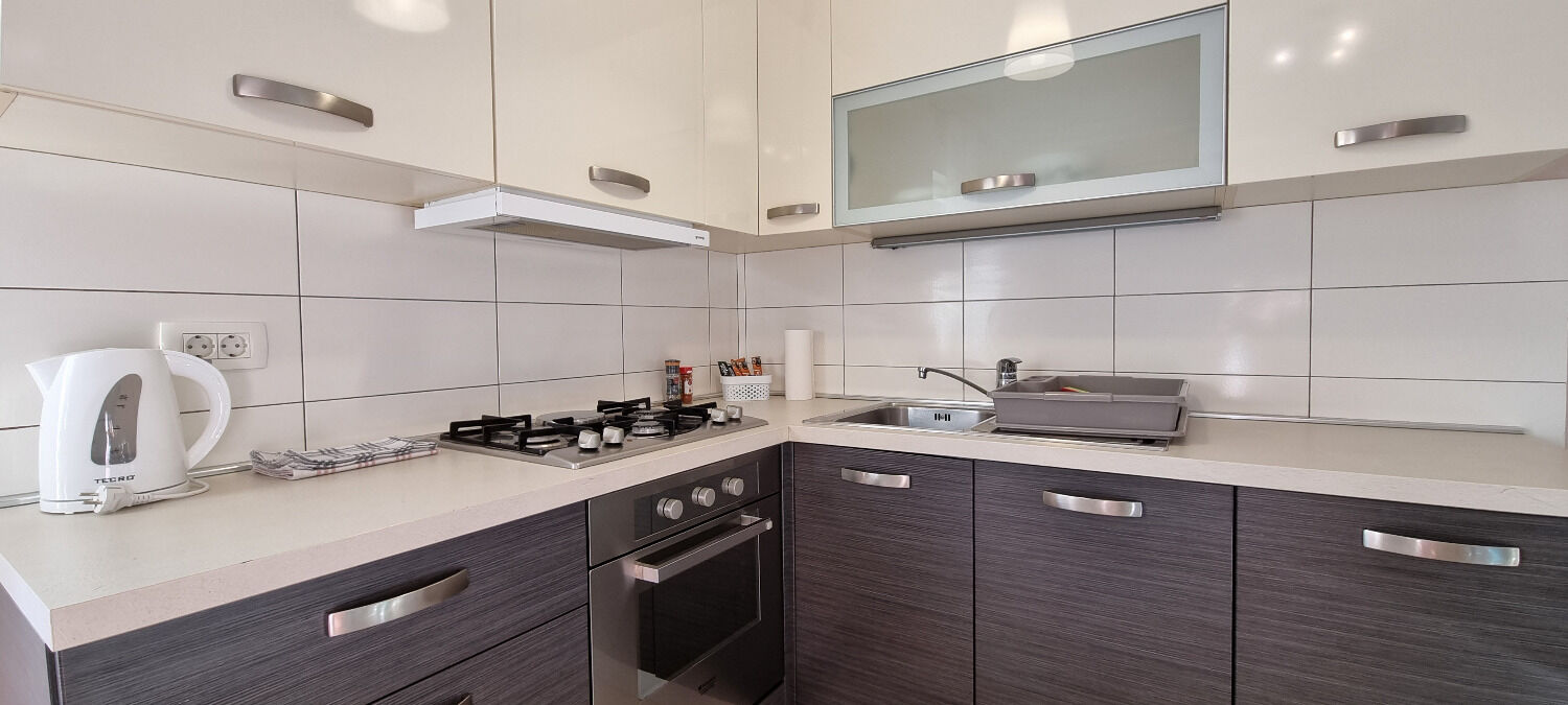 Apartament Mani