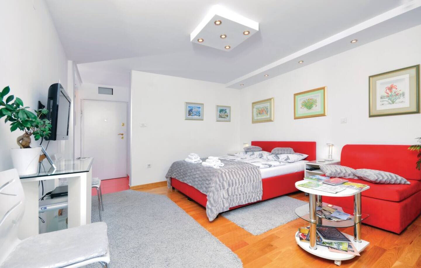 Apartament Asja