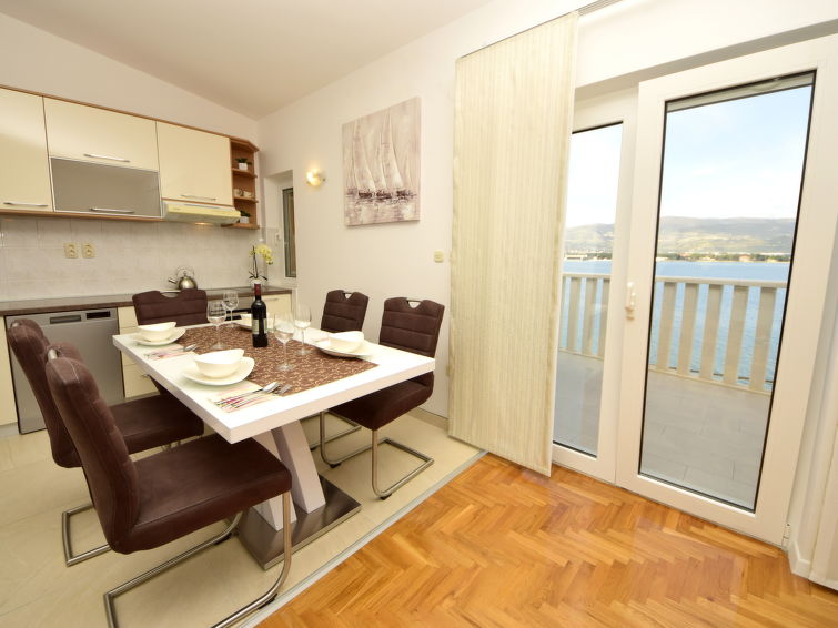 Apartment Mornar