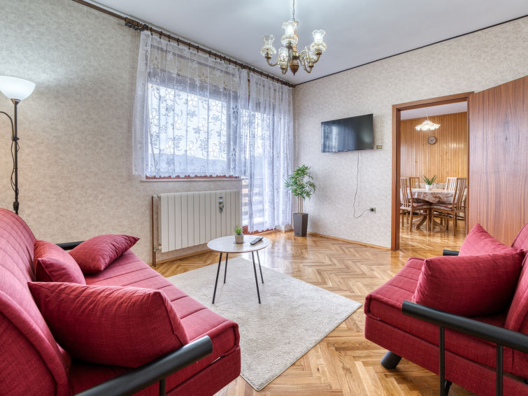 Apartment Maklen