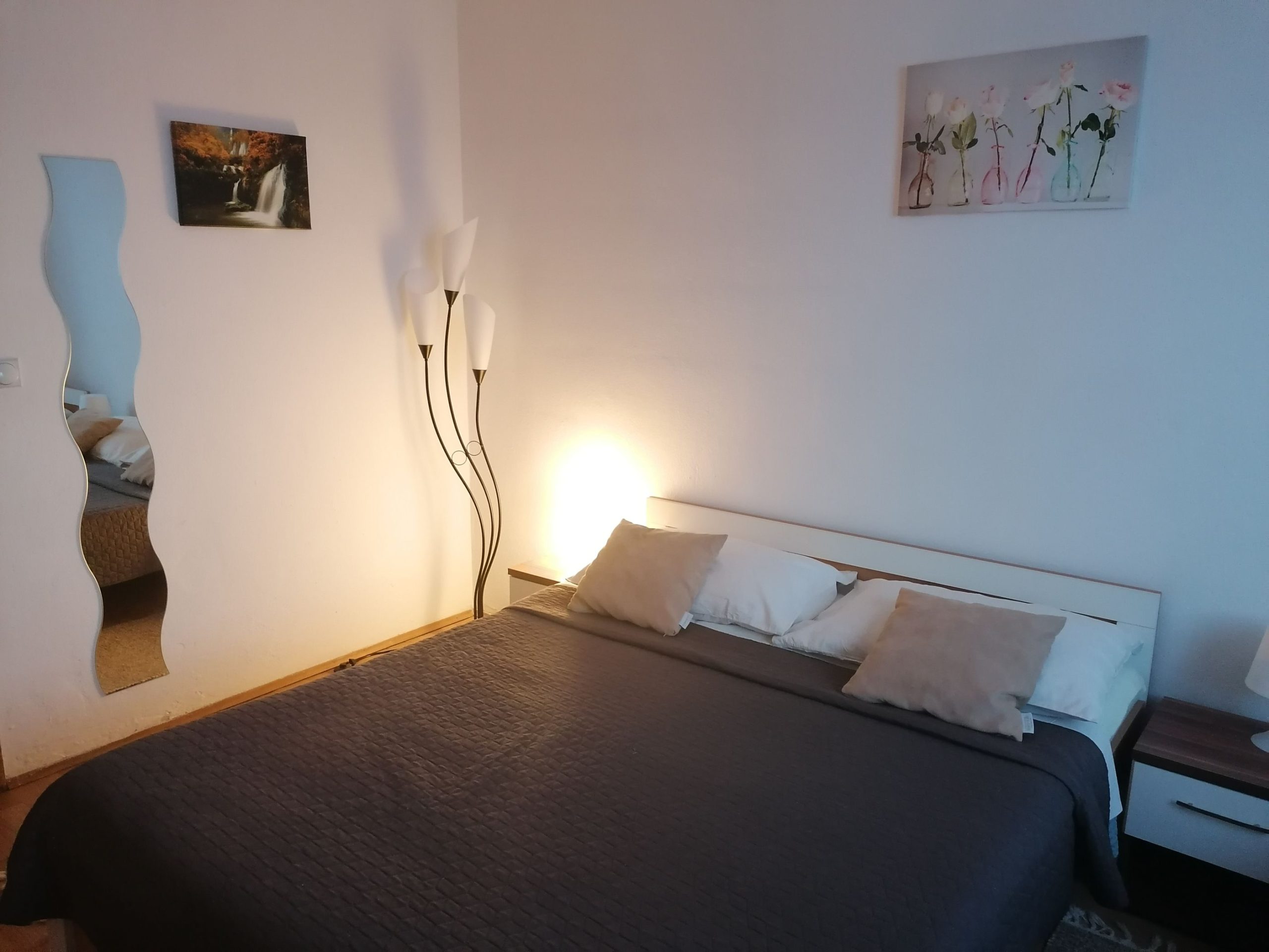 Ferienwohnung und Zimmer Nevenka